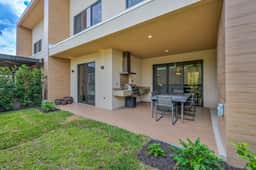 7561 - Stylish Home - Magic Village Views
