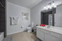 IS1-107 - Orlando Condo Near Disney | 2BR + Mickey-Themed Bedroom