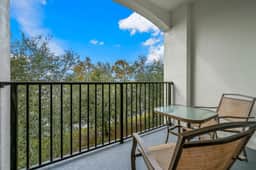 IS3-303 - Lakeview Unit - Vista Cay