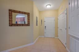 IS3-303 - Lakeview Unit - Vista Cay