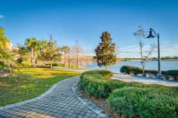 IS3-303 - Lakeview Unit - Vista Cay