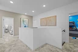 PG6133 - Modern Luxurious Home