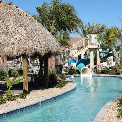1562 - 4 Bedroom w/ Pool and Resort Access