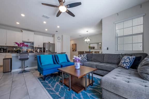 1562 - 4 Bedroom w/ Pool and Resort Access
