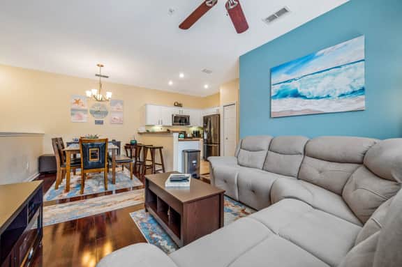 2819 - Kissimmee Vacation Condo | 2BR Oakwater Resort Near Disney