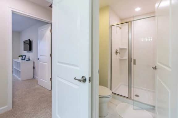4878 - Beautiful Townhome w/ Private Pool