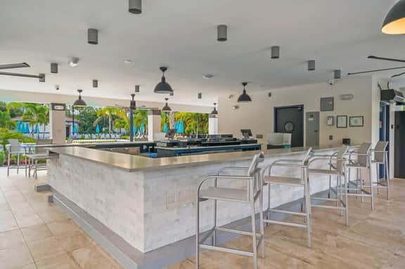 IS1-103 - Vista Cay Resort Orlando Condo | 3BR Near Disney & OCCC