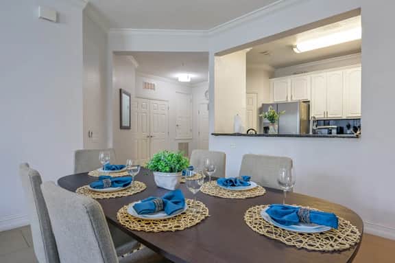 IS2-104 - New Listing - Modern Unit