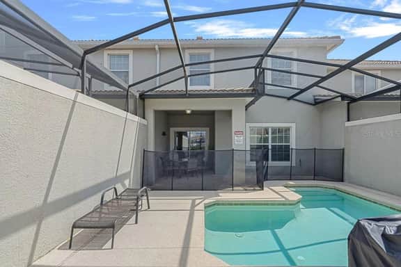 SL3095 - Lakefront 4bed/3bath