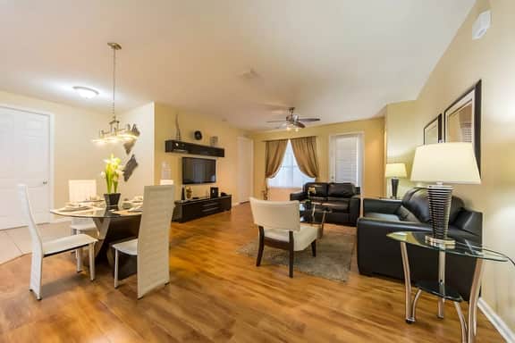 VC6-106 3 Bedroom Great Location Lakeview