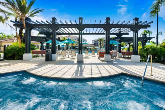 VC8-107 Vista Cay Orlando Condo | Walk to Pool, Near Disney & Universal