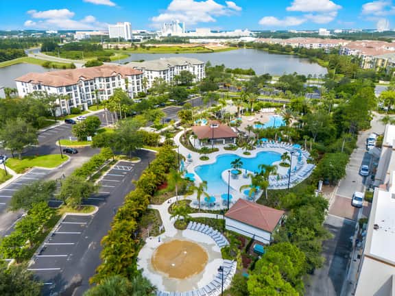 VC6-105 - New listing - Central
