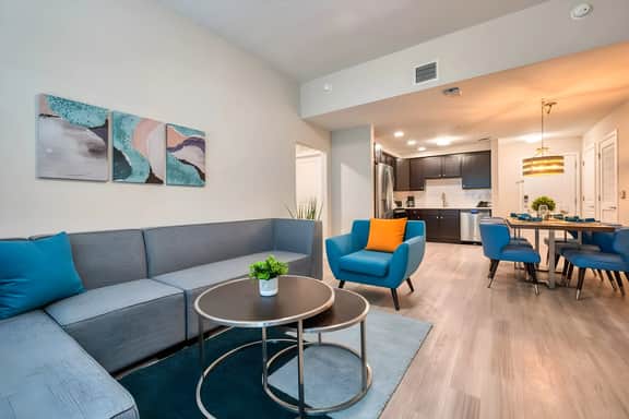 VCR4-408 Reserve Deluxe Condos - Beautifully Decor