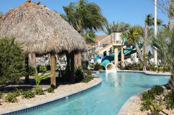 1562 - 4 Bedroom w/ Pool and Resort Access