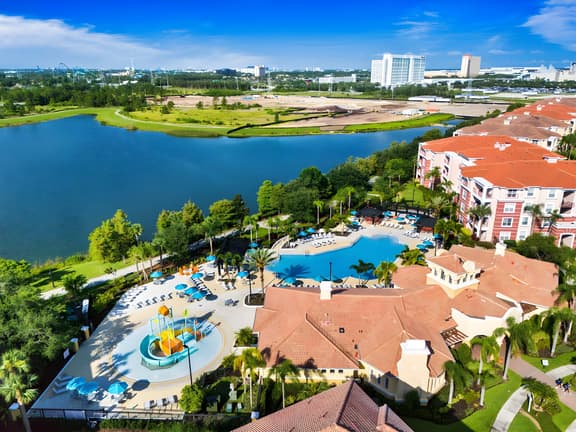 VC7-102 - Lakefront and Next to amenities