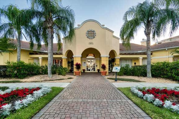 VCR4-401 Vista Cay Resort Orlando Condo | 3BR Near Disney & Universal